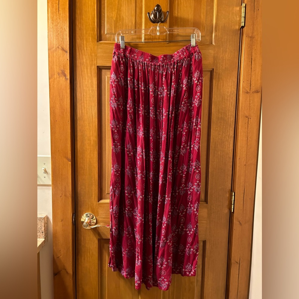 Cabelas Maxi Skirt, size L LONG/TALL